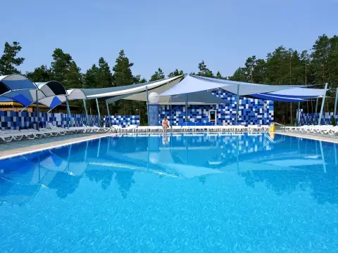 Бассейн